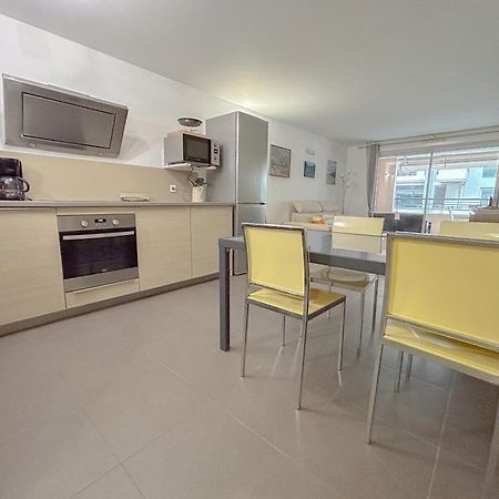 Appartement Centrale A 100 M Des Plages Rue De Provence Saint-Raphaël Exteriér fotografie